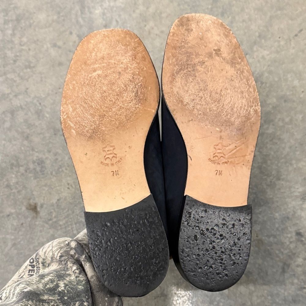 Eddie Bauer Men's Dark Loafers - Picture 4 of 4